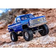 TRAXXAS TRX-4M HIGH TRAIL CRAWLER MET 1979 CHEVROLET K10 BODY: 1/18 SCHAAL 4WD ELEKTRISCHE AUTO BLAU